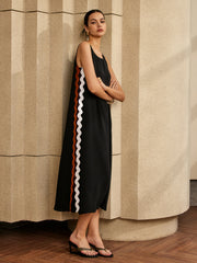 Contrast Trim Split Sleeveless Dress