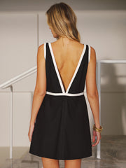 Oversize Contrast Trim Linen-Blend Mini Dress